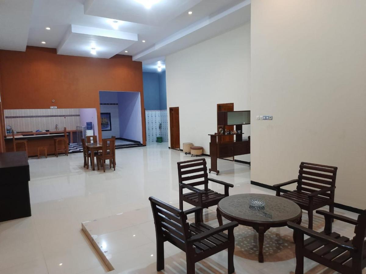 999 Khs 2 Homestay Gilimanuk Exterior foto