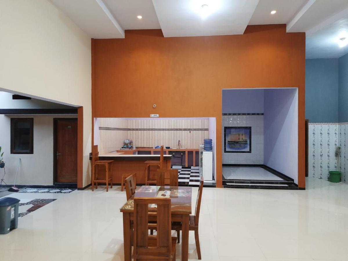 999 Khs 2 Homestay Gilimanuk Exterior foto